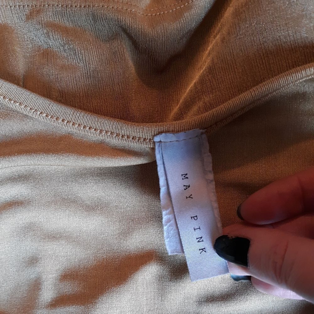 May Pink gold long sleeve snap down crop top - Picture 2 of 4